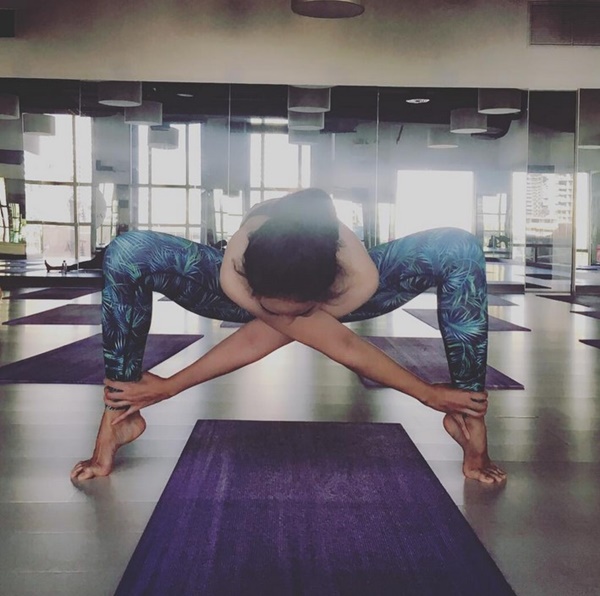 ยุวเรต ศรุตานนท์