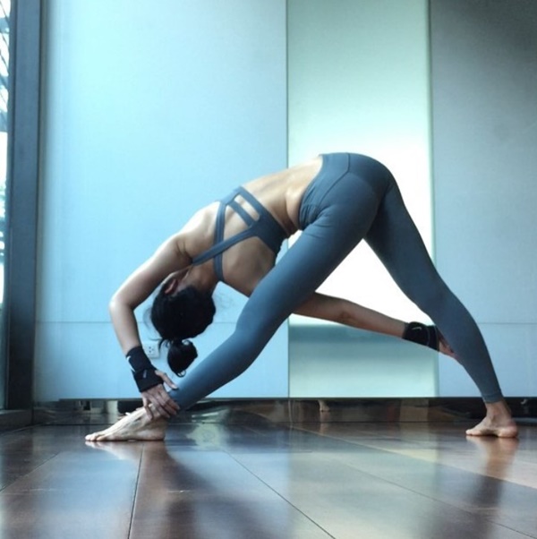 ยุวเรต ศรุตานนท์