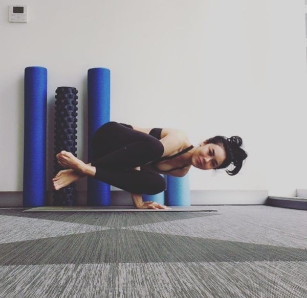 ยุวเรต ศรุตานนท์