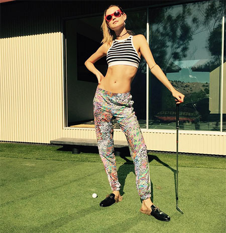 เสื้อครอปดารา