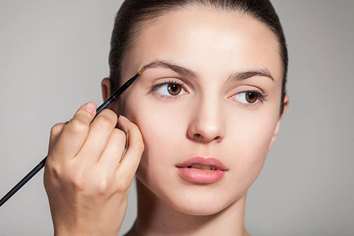 ขั้นตอนการแต่งหน้า ทาอะไรก่อนหลัง