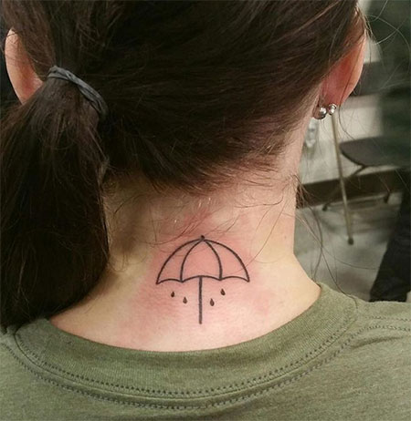 รอยสักหลังคอ