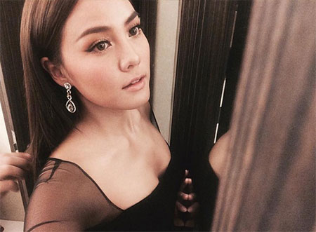 เจนี่ เทียนโพธิ์สุวรรณ แต่งหน้า