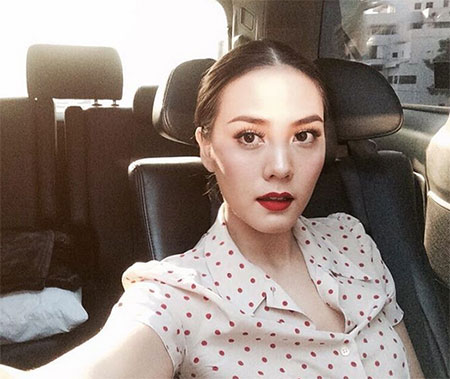 เจนี่ เทียนโพธิ์สุวรรณ แต่งหน้า