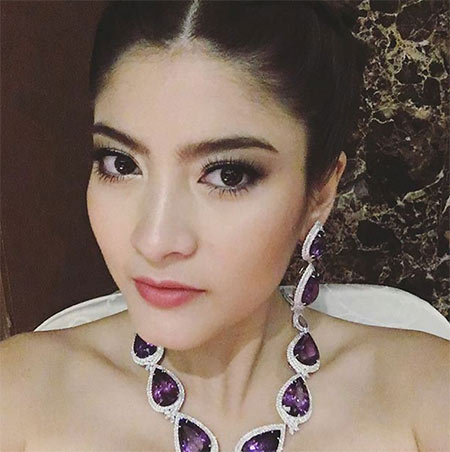 สร้อยคอดารา