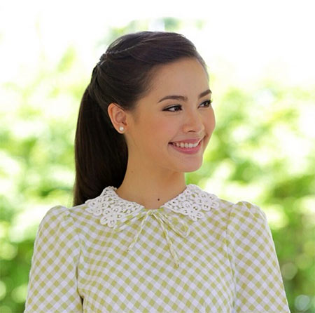 เสื้อลายสก๊อตดารา