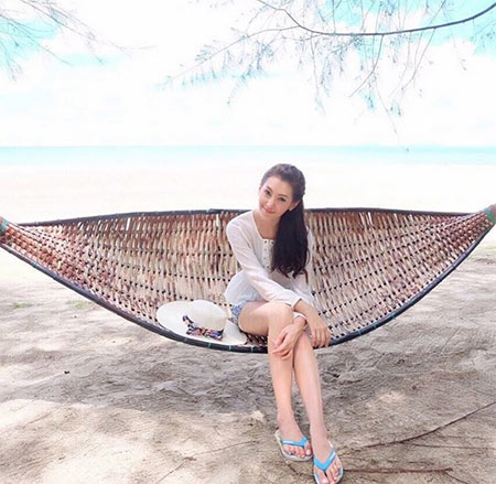 ชุดไปทะเลดารา ชุดไปทะเลดารา