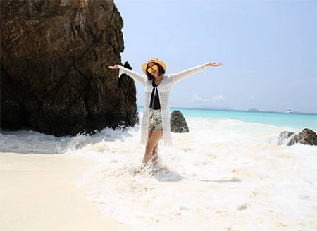 ชุดไปทะเลดารา ชุดไปทะเลดารา