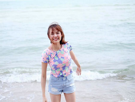 ชุดไปทะเลดารา ชุดไปทะเลดารา