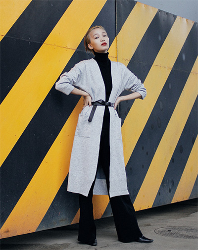 ชุดทำงานผู้หญิงญี่ปุ่น