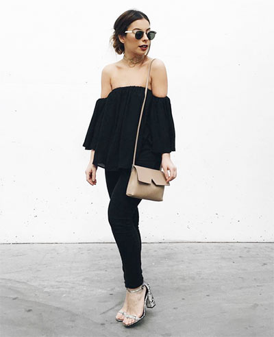 เสื้อเปิดไหล่