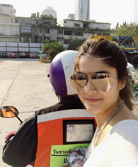 แว่นกันแดดดารา