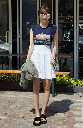 รองเท้าเที่ยวสงกรานต์