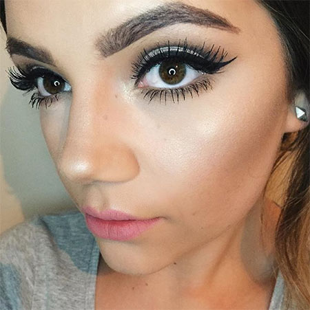 แต่งหน้าเล่นสงกรานต์