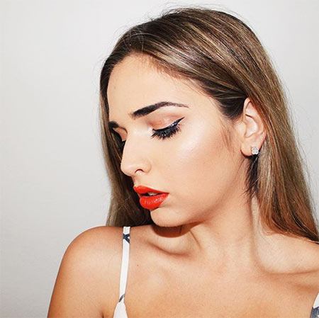 แต่งหน้าเล่นสงกรานต์