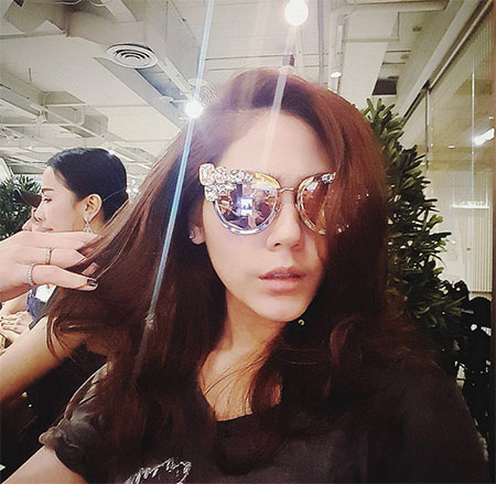 แว่นกันแดดดารา