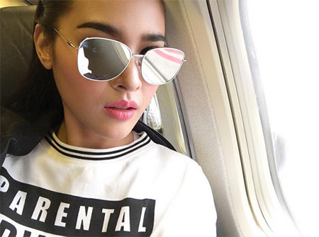 แว่นกันแดดดารา