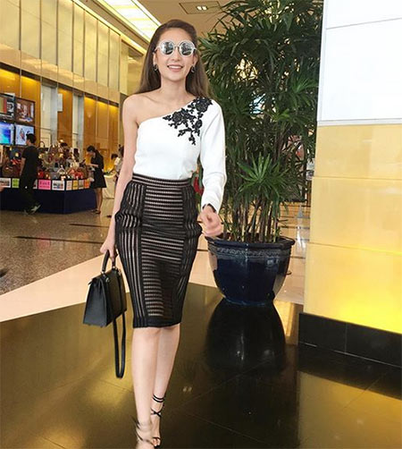 เสื้อเปิดไหล่ดารา