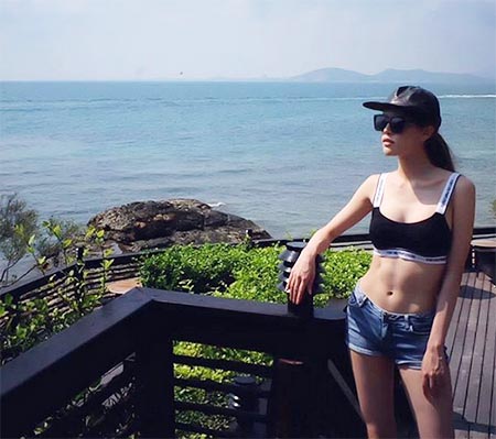 กางเกงยีนส์ขาสั้นดารา