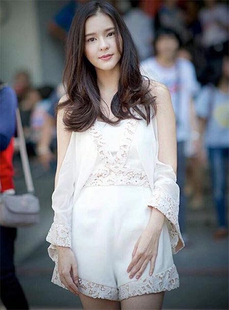 จั๊มพ์สูทดารา