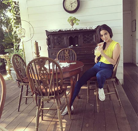 ดาราใส่เสื้อกล้าม