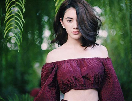 เสื้อเปิดไหล่ดารา