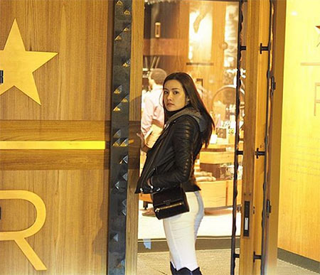 กระเป๋าดารา