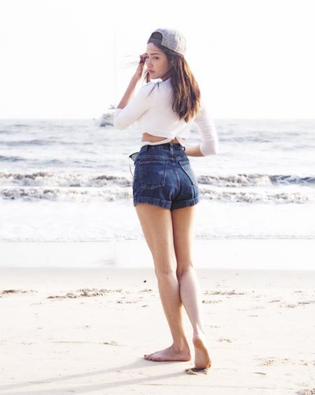 กางเกงยีนส์ขาสั้นดารา