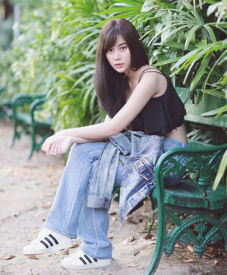 กางเกงยีนส์ทรงบอยเฟรนด์