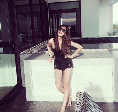 กางเกงยีนส์ขาสั้นดารา