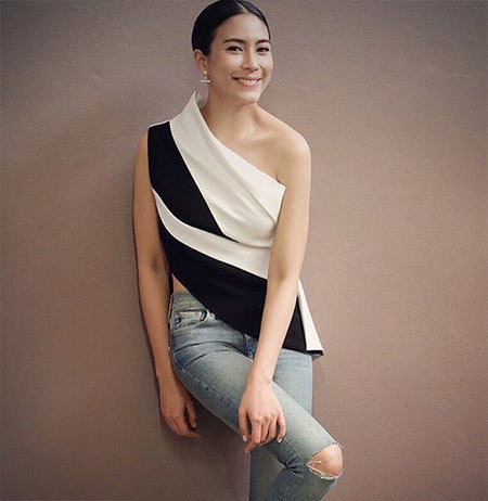 เสื้อเปิดไหล่ดารา