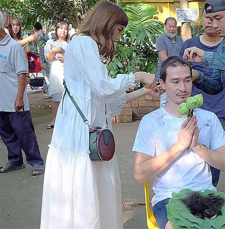 ชุดไปวัดดารา