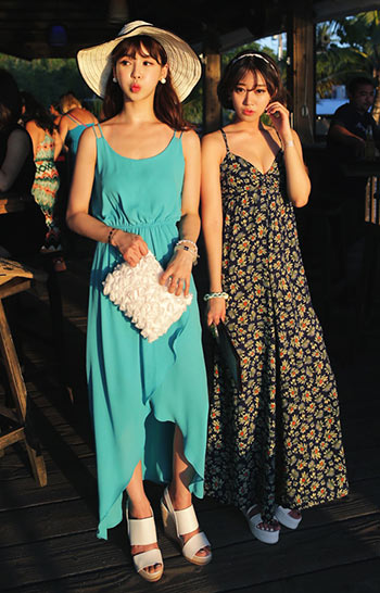 ชุดแม็กซี่เดรสยาว