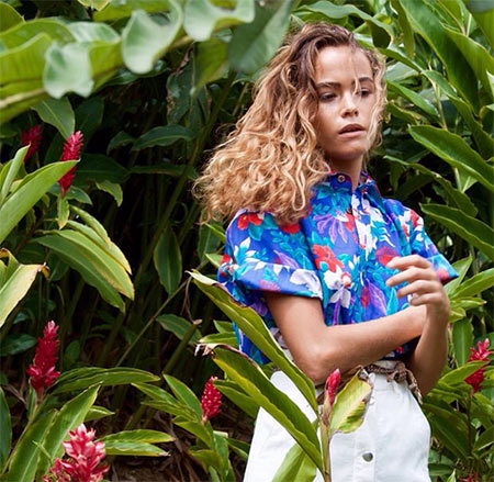 เสื้อลายดอก