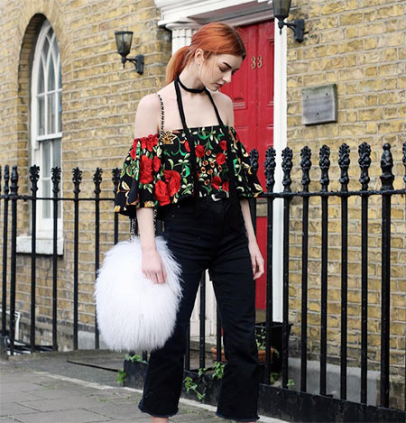 เสื้อลายดอก