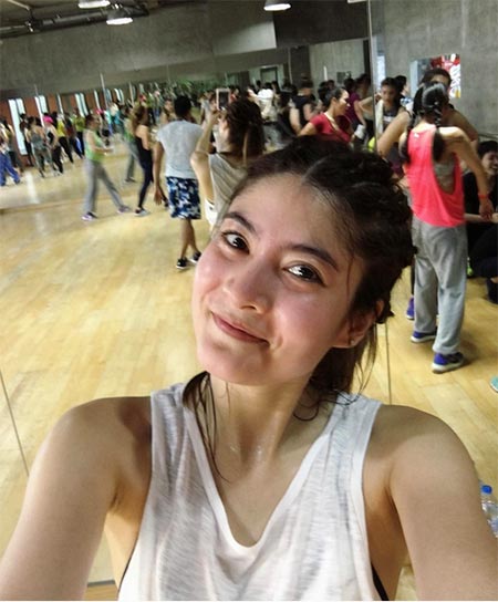 ดาราหน้าสด