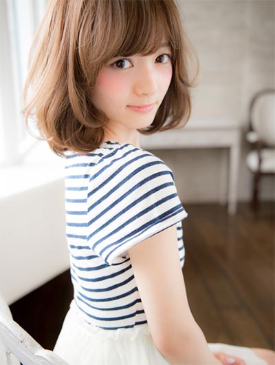 ผมลอนประบ่า