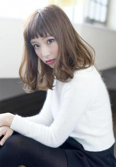 ผมลอนประบ่า