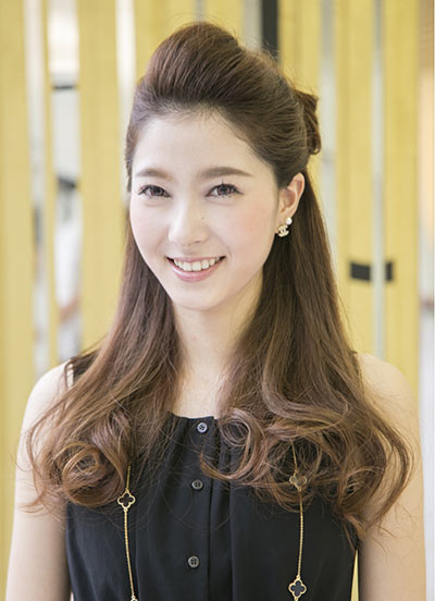 ผมปล่อยออกงาน