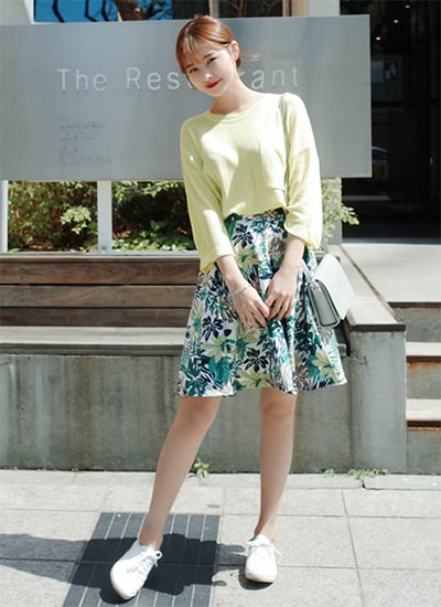 เสื้อลายดอก