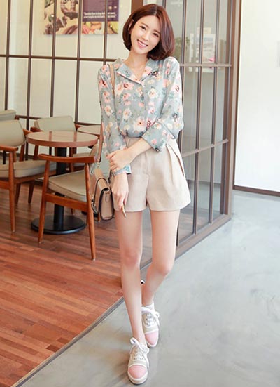 เสื้อลายดอก