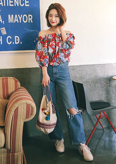 เสื้อลายดอก