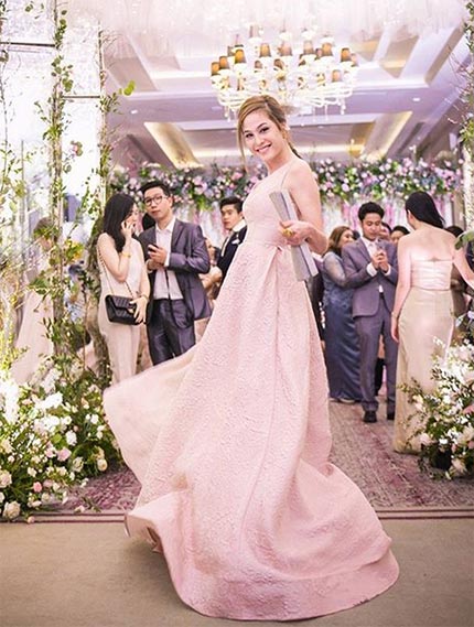 ขวัญ อุษามณี