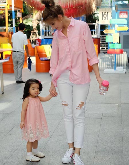 เธอ รวรีย์