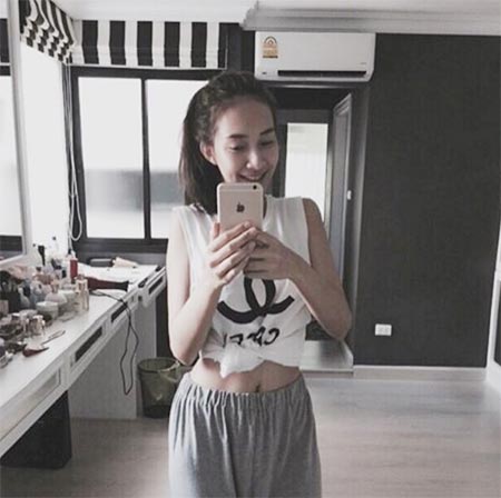 ชุดนอนดารา