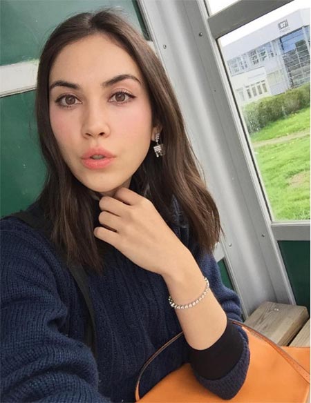 สร้อยข้อมือดารา