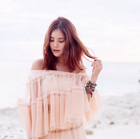 สร้อยข้อมือดารา