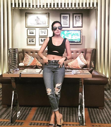 เสื้อเอวลอย