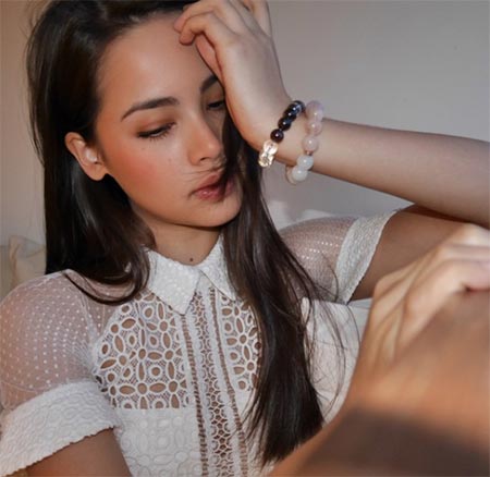 สร้อยข้อมือดารา