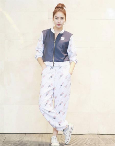 ฮาน่า ลีวิส